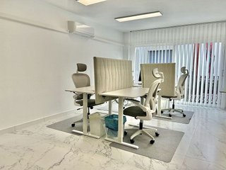 Oficina en venta en Zona Puerto Deportivo en Fuengirola
