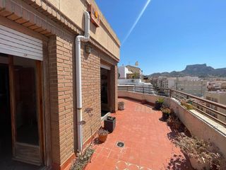 Dúplex en venta en Elda