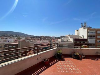 Dúplex en venta en Elda