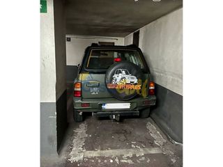 Garaje en venta en Casco Antiguo en Marbella