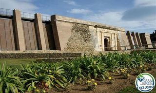 Piso en venta en Port Esportiu - Puig Rom - Canyelles en Roses