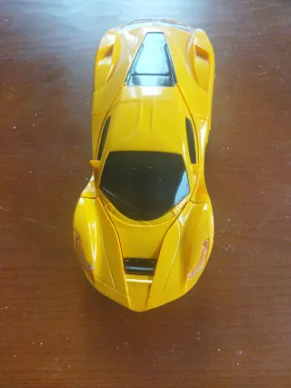 Transformers Coche Rojo y Amarillo