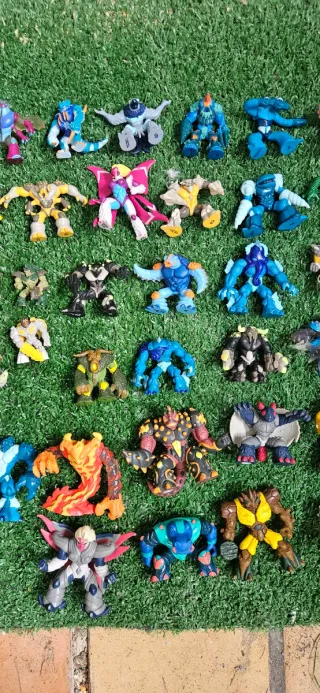 Lote Figuras Gormiti Muñecos