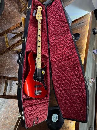 Bajo Marcus Miller V7 Vintage Swamp Ash-5