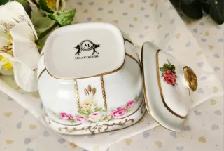 Zuccheriera ovale Meander con coperchio