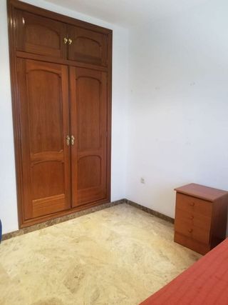 Piso en alquiler en Ciudad Jardín - Zoco en Córdoba