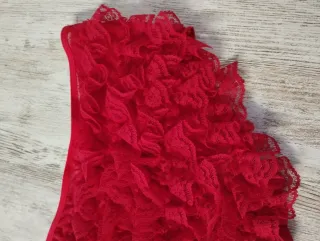 Braguita con volantes