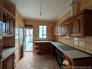 Piso en venta en Linares