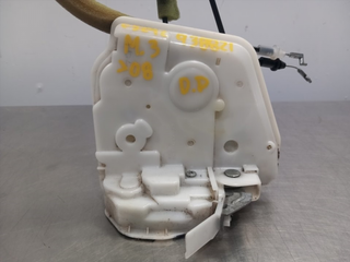 CERRADURA PUERTA DELANTERA DERECHA MAZDA 3 BERLIN