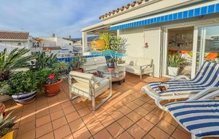 Piso en venta en Salatar en Roses