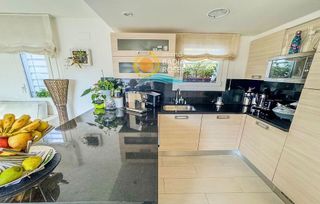 Piso en venta en Salatar en Roses