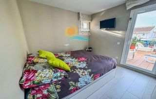 Piso en venta en Salatar en Roses