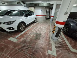 Garaje en venta en Riera Alta - Llatí en Santa Coloma de Gramanet