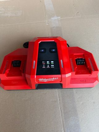 Caricabatterie Milwaukee M18 DBSC SUPER RAPIDO