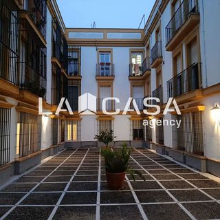 Piso en venta en Triana Casco Antiguo en Sevilla