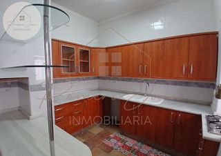 Piso en venta en Hospital en Jaén