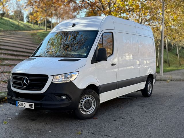 Mercedes-Benz Sprinter 2021