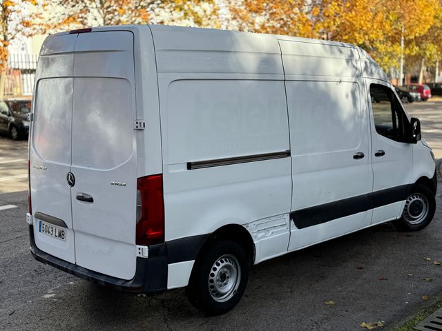 Mercedes-Benz Sprinter 2021