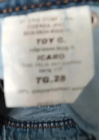 Jeans donna strappati