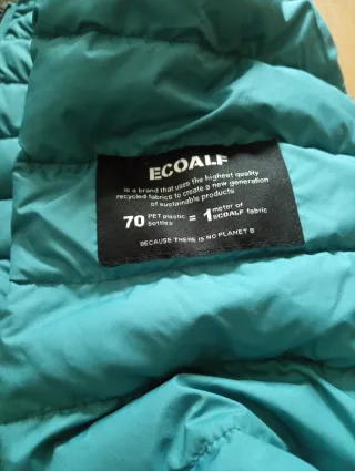 Abrigo acolchado Ecoalf color turquesa