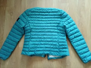 Abrigo acolchado Ecoalf color turquesa