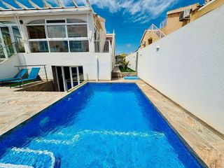 Chalet en venta en Altos - La Florida en Orihuela