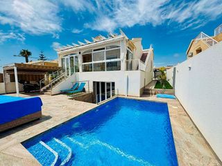 Chalet en venta en Altos - La Florida en Orihuela