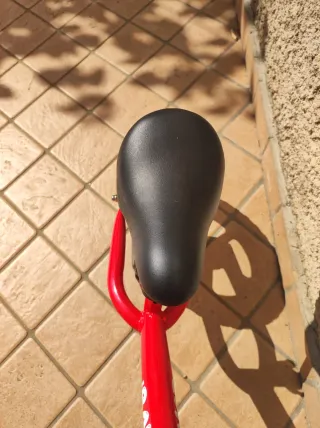 Bici equilibrio bambino rossa