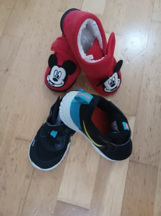 Calzado infantil talla 23