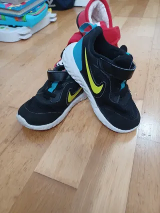 Calzado infantil talla 23