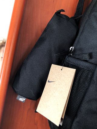 Mochila Nike Nueva con estuche / neceser