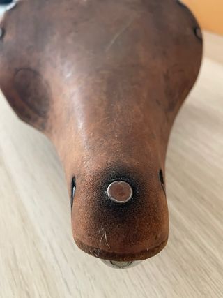 Sella Brooks in pelle vintage