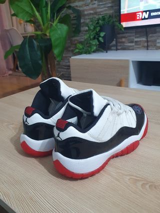 Jordan 11 Retro Low. -T37