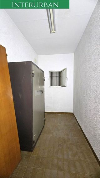 Local comercial en venta en Casco Antiguo en Llíria