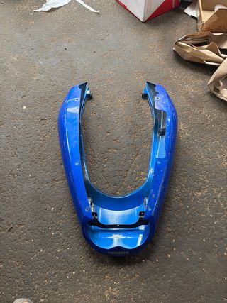 Colin Suzuki Bandit 600 04