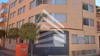 Edificio en venta en Alcarràs