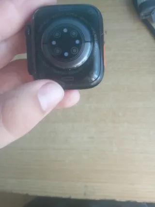 Reloj Ultra Negro sin cargador ni pulsera