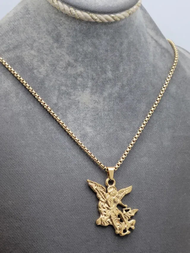 Collar San Miguel Arcángel - Acero Quirúrgico