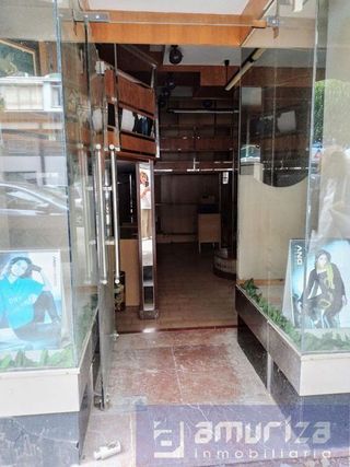 Local comercial en venta en San Pedro de Deusto-La Ribera en Bilbao