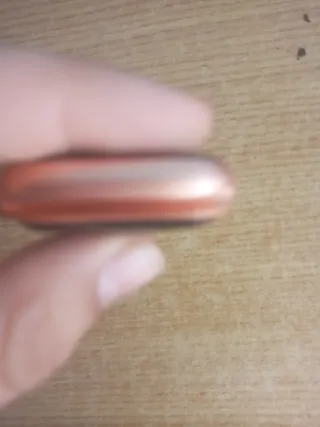 Reloj rosa sin cargador con pulsera