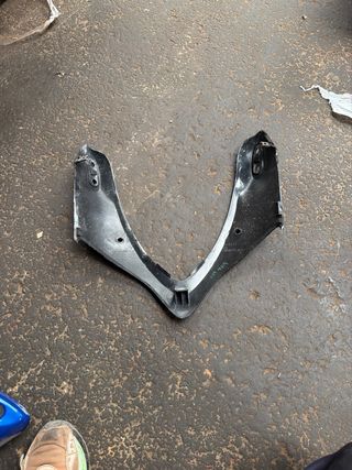 Carenado Superior V Suzuki Bandit 600 04