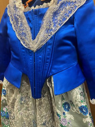 Vestido de fallera azul y multicolor