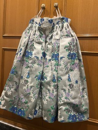 Vestido de fallera azul y multicolor