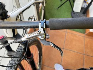 Bicicleta da montagna Specialized Stumpjumper in carbonio