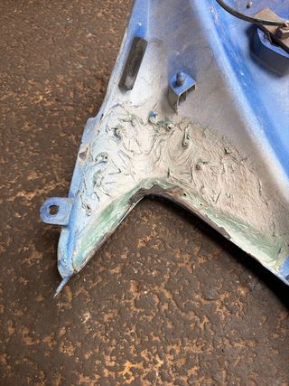 Lateral Suzuki Bandit 600 04 Izquierdo