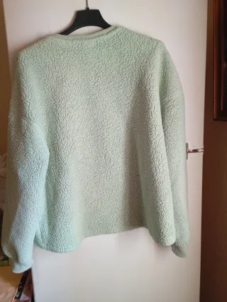 Blusa Minnie Mouse verde