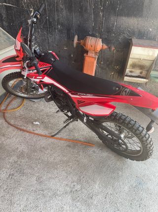 Beta RR 50 Enduro Roja 2019