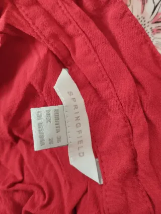 Lote de camisas de vestir hay entre 15 y 20
