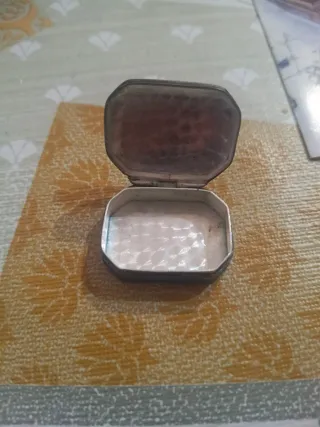 Pastillero de plata