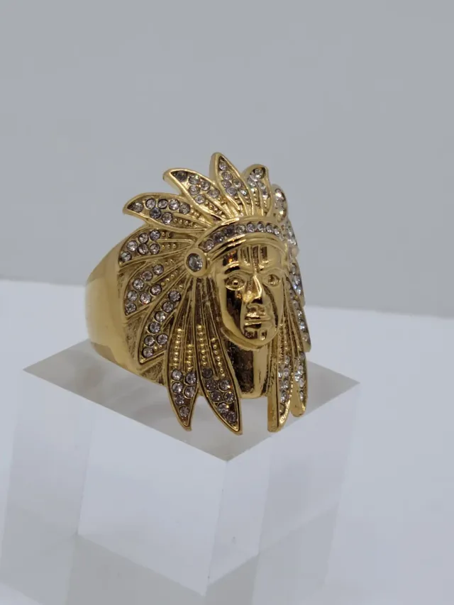 Anillo de jefe indio